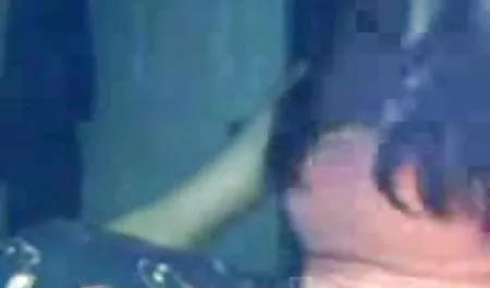 مامان سکسی دانلود فیلم داستانی پورن برفی گوشه