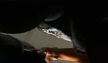 سکس داستانهای پورن همسر, دادن, به نظر می رسد تنها.