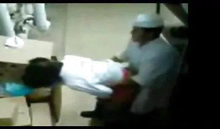 یکی دیگر از قربانی انفجار یک اتوبوس فیلم های داستانی پورن که در آن کارولینای